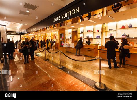 louis vuitton galeries lafayette|galerie lafayette paris.